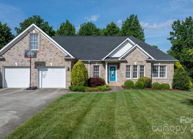Property at 179 Browning Dr, Taylorsville, NC 28681, 3 beds, 2.5 baths