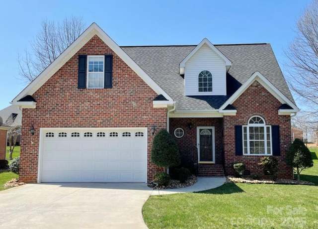 Property at 181 New Hampshire Ct, Mocksville, NC 27028, 3 beds, 2.5 baths