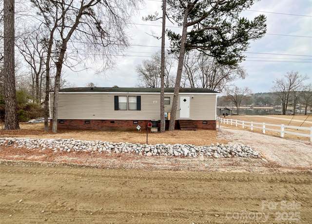 Property at 2329 Dolan Ln, Liberty Hill, SC 29074, 3 beds, 2 baths
