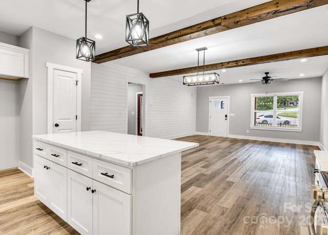 Property at 1222 Summerhill St SW, Lenoir, NC 28645, 3 beds, 2 baths
