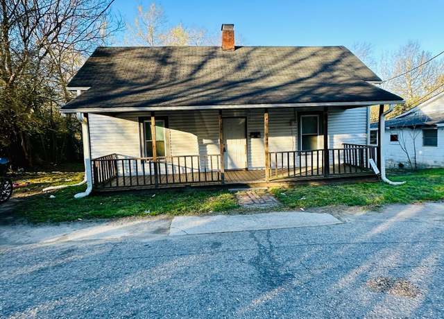 Property at 1010 13th St #11, Lancaster, SC 29720, 2 beds, 1 bath