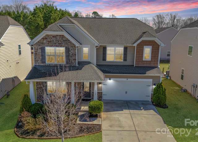 Property at 1100 Wallace Lake Rd, Fort Mill, SC 29707, 5 beds, 3 baths