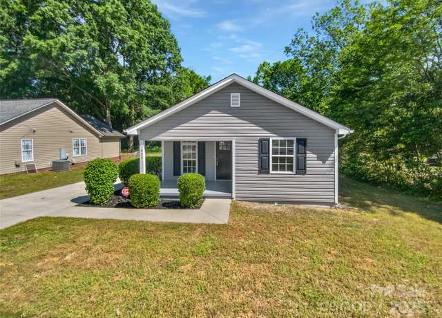 Property at 905 Brookdale St, Kannapolis, NC 28083, 2 beds, 1 bath