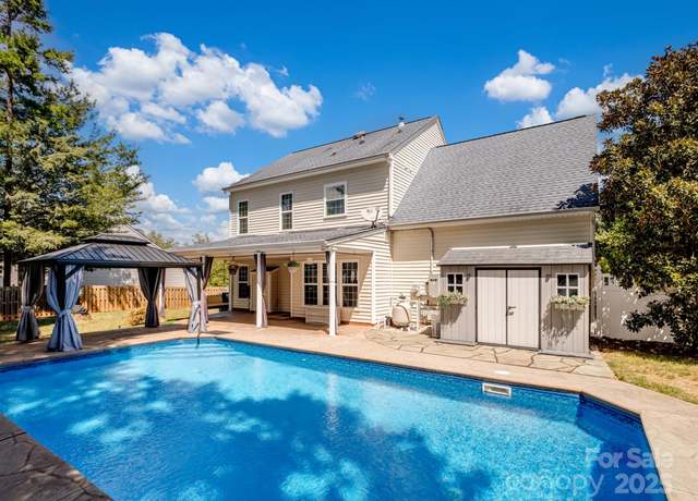 Property at 4008 Hermes Ln, Waxhaw, NC 28173, 4 beds, 2.5 baths