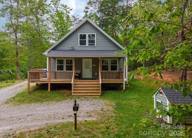 Property at 48 Rose Creek Cove Rd, Franklin, NC 28734, 2 beds, 2 baths