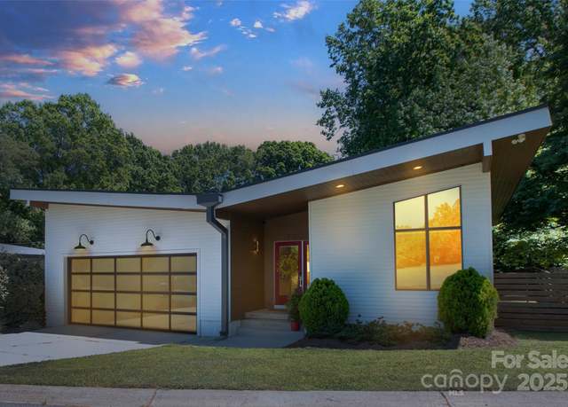 Property at 4211 Mantle Ct, Charlotte, NC 28205, 3 beds, 2 baths