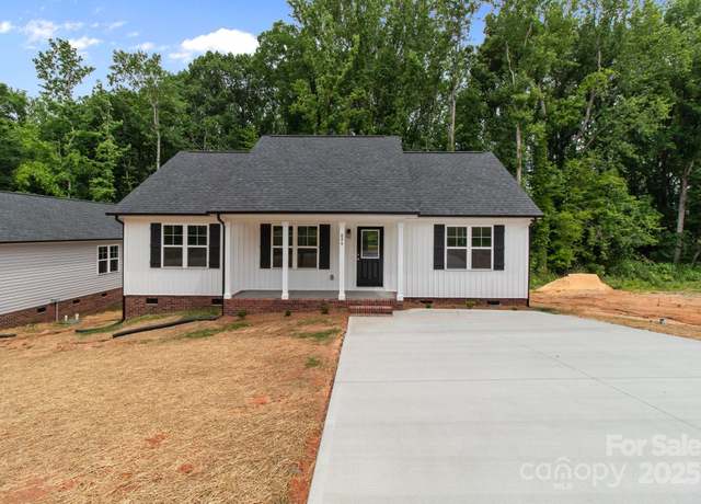 Property at 894 Oval St, Kannapolis, NC 28081, 3 beds, 2 baths