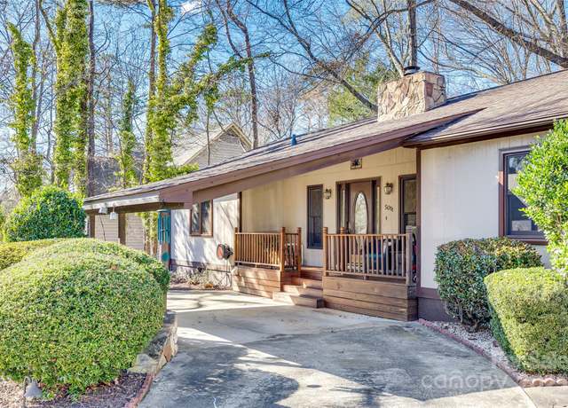 Property at 5011 Tara Tea Dr, Tega Cay, SC 29708, 3 beds, 2 baths