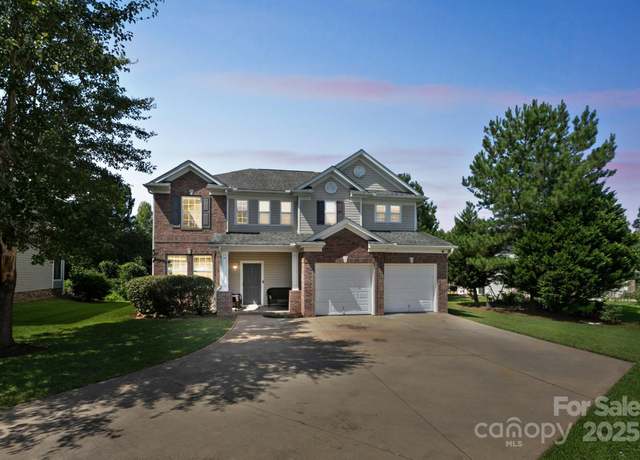 Property at 822 S Edisto River Dr, Roebuck, SC 29376, 4 beds, 2.5 baths