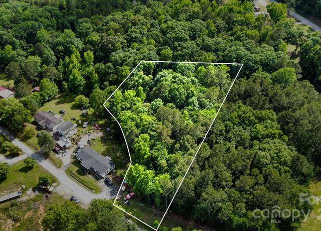 Property at 1 Gibson End Rd, Great Falls, SC 29055