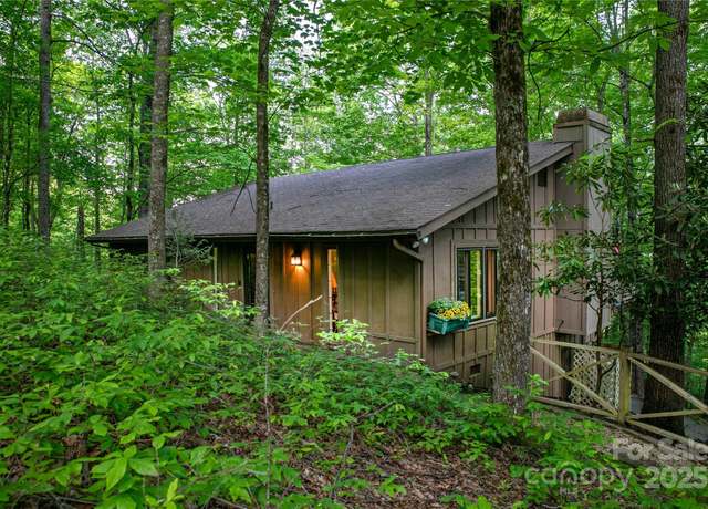 Property at 455 Cheestoonaya Way, Brevard, NC 28712, 2 beds, 2 baths