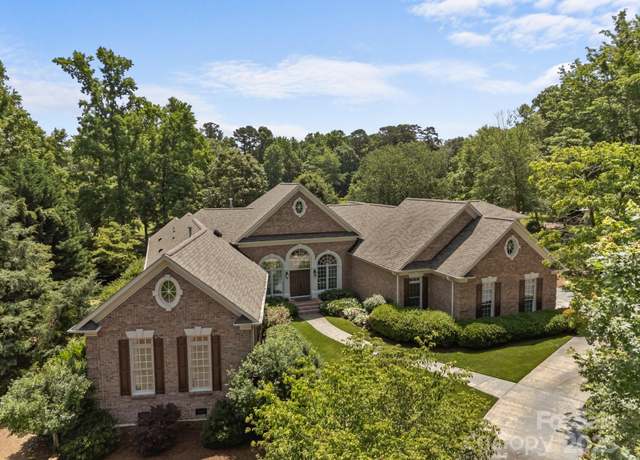 Property at 1629 Southpoint Ln, New London, NC 28127, 4 beds, 4.5 baths