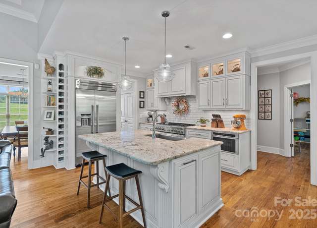 Property at 3159 James Plantation Dr, Denver, NC 28037, 6 beds, 4.5 baths