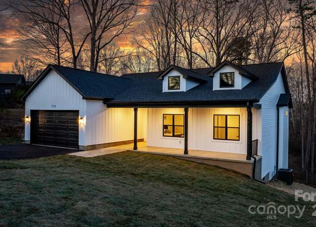 Property at 115 Brentwood Dr, Maiden, NC 28650, 4 beds, 3 baths
