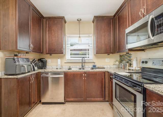 Property at 145 Driftwood Dr, Mooresville, NC 28117, 2 beds, 1 bath