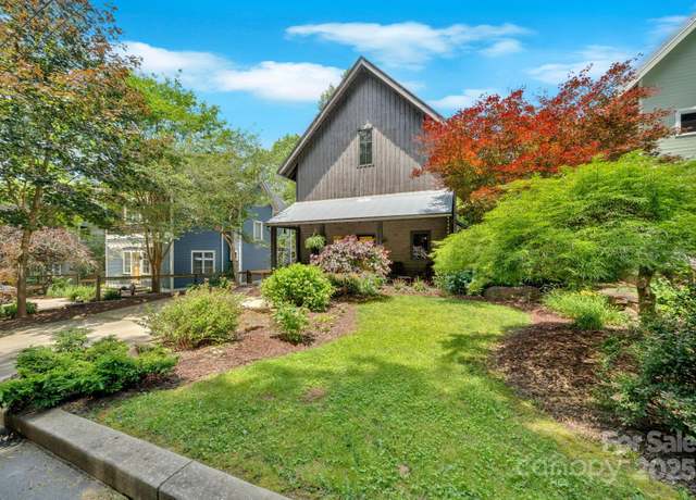 Property at 222 Westover Dr, Asheville, NC 28801, 3 beds, 2.5 baths