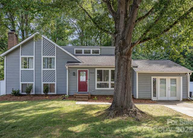 Property at 7215 Connan Ln, Charlotte, NC 28226, 4 beds, 2.5 baths