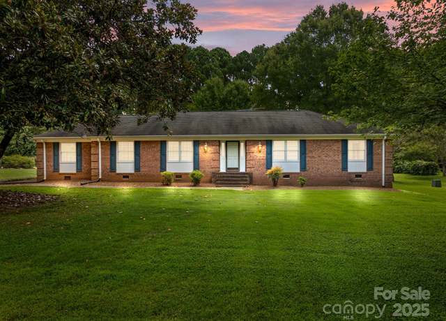 Property at 255 Quail Dr, Salisbury, NC 28147, 3 beds, 2.5 baths