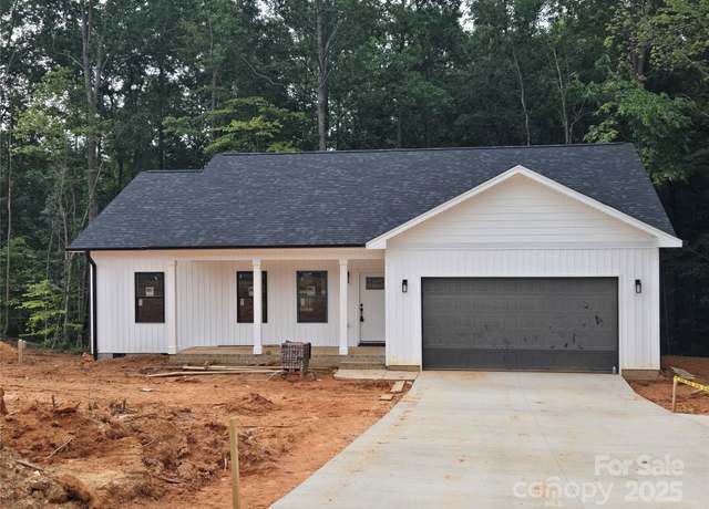 Property at 286 Jada Dr, Lexington, NC 27295, 3 beds, 2 baths