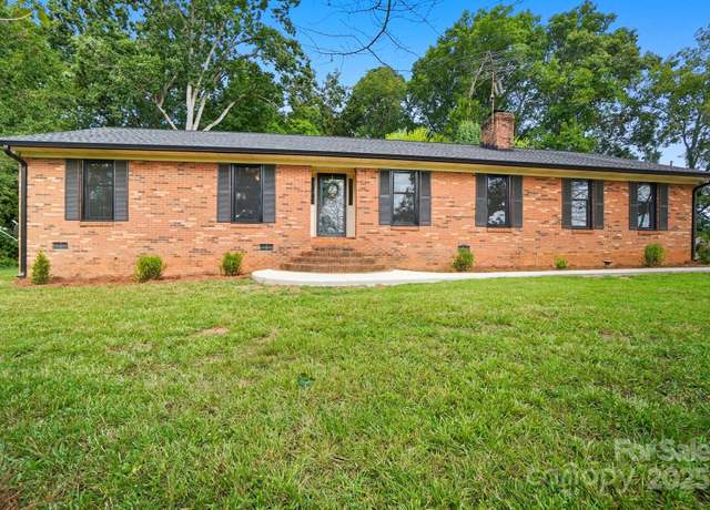 Property at 6912 Carl Belk Rd, Monroe, NC 28112, 3 beds, 2.5 baths
