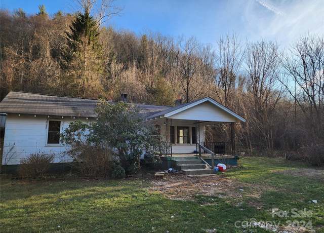 Property at 44 Little East Fork Rd, Canton, NC 28716, 3 beds, 1 bath