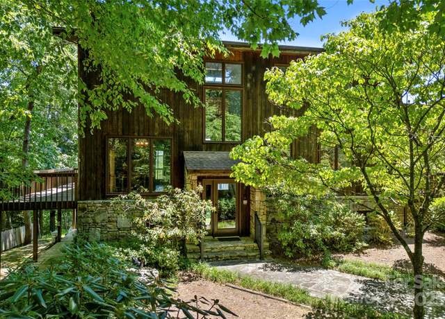 Property at 240+ and 252 General Hill Rd, Flat Rock, NC 28731, 3 beds, 4 baths