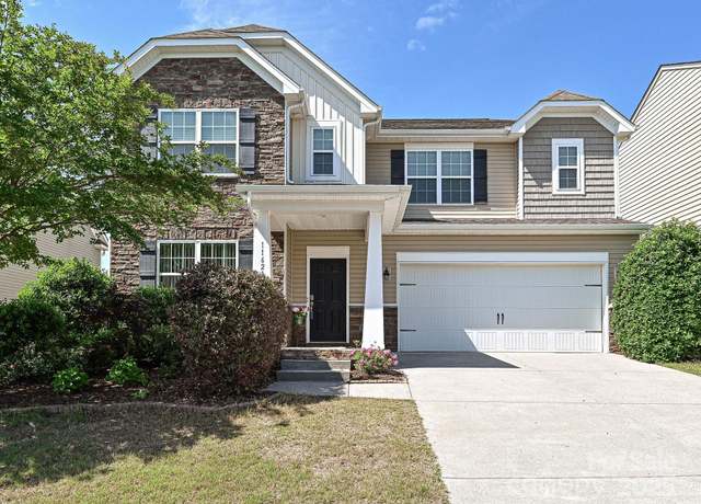 Property at 11621 Red Knoll Ln, Pineville, NC 28134, 5 beds, 3.5 baths