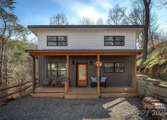 Property at 25 Nelon Rd, Asheville, NC 28804, 2 beds, 2 baths