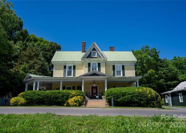 Property at 131 E Lexington Rd, Mocksville, NC 27028, 4 beds, 2 baths