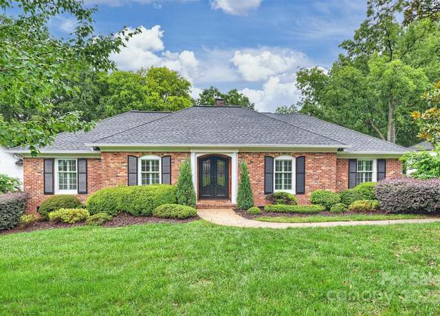 Property at 2900 Ferncliff Rd, Charlotte, NC 28211, 6 beds, 5.5 baths