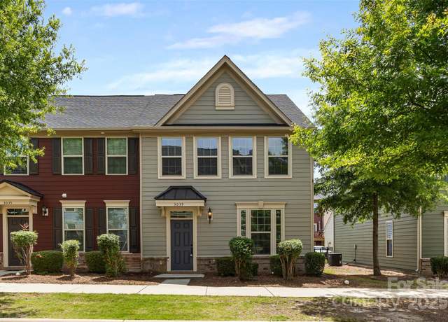 Property at 3039 Potomac River Pkwy, Charlotte, NC 28217, 3 beds, 2.5 baths