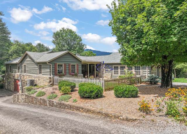 Property at 1210 S Main St, Waynesville, NC 28786, 3 beds, 3 baths