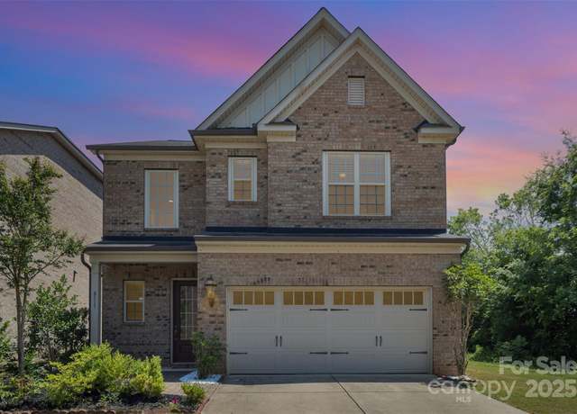 Property at 8513 Garden View Dr, Charlotte, NC 28277, 4 beds, 2.5 baths