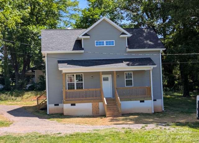 Property at 1506 7th St, Statesville, NC 28677, 3 beds, 2.5 baths