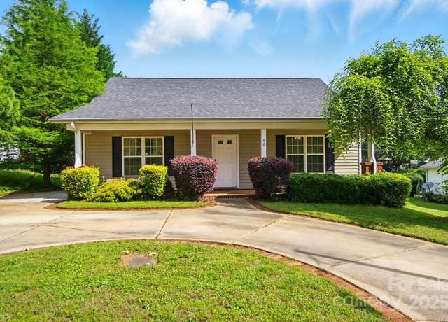 Property at 42 Linford St, Belmont, NC 28012, 3 beds, 2 baths