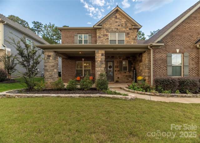 Property at 16827 Monocacy Blvd, Huntersville, NC 28078, 5 beds, 4.5 baths
