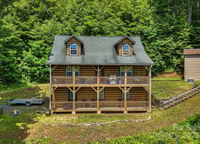 Property at 110 Red Wolf Ln, Mars Hill, NC 28754, 2 beds, 4.5 baths
