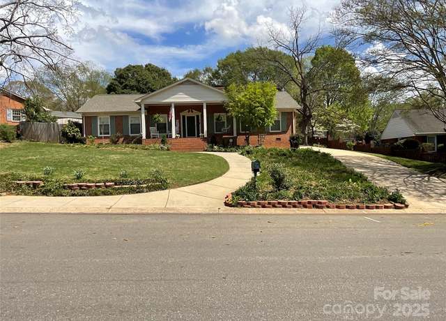 Property at 217 Windsor Dr, Shelby, NC 28150, 3 beds, 2 baths