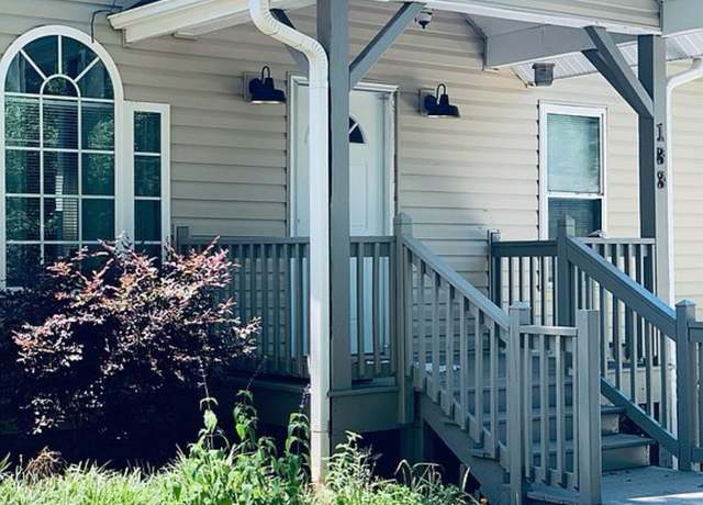Property at 133 Elm St, Mooresville, NC 28115, 2 beds, 2 baths