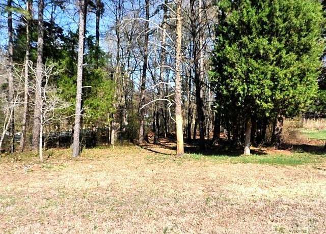 Property at 11320 Kennewick Rd, Charlotte, NC 28216
