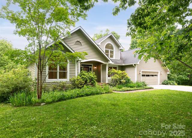 Property at 15 Breckenridge Dr, Fairview, NC 28730, 4 beds, 3.5 baths