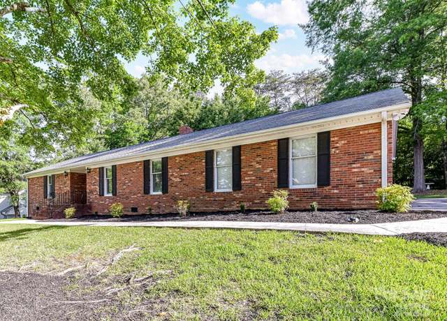 Property at 70 Cumberland Ct SW, Concord, NC 28025, 3 beds, 2 baths
