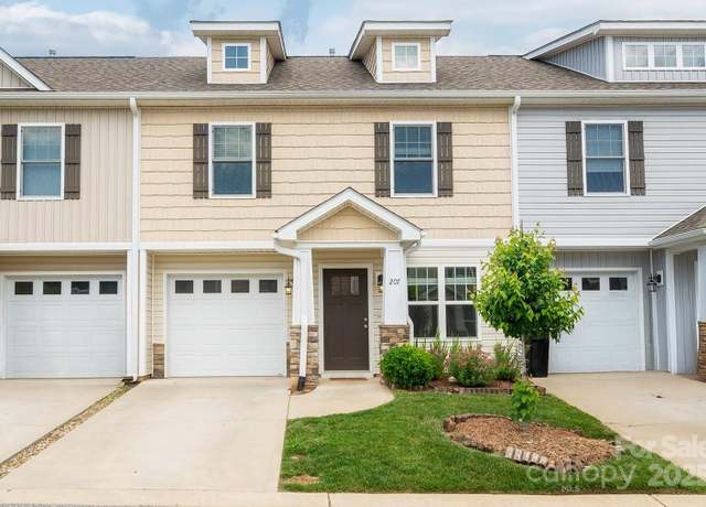 Property at 207 Stoney Point Way, Candler, NC 28715, 3 beds, 2.5 baths