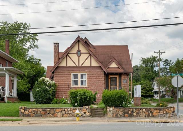 Property at 831 Oakland St, Hendersonville, NC 28791, 4 beds, 2 baths