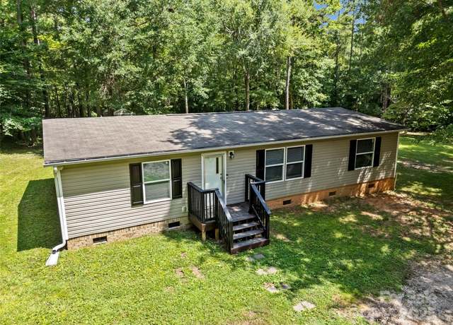 Property at 715 Eagle Heart Ln, Rock Hill, SC 29730, 3 beds, 2 baths