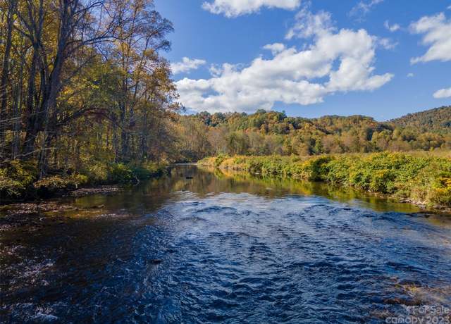 Property at 135 Murphytown Rd, Burnsville, NC 28714