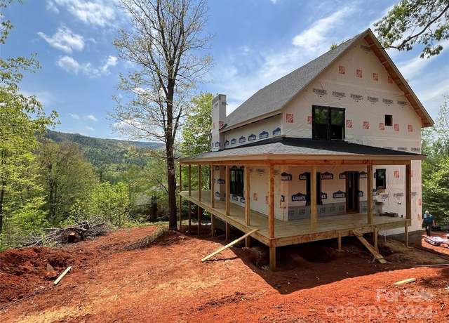 Property at 604 Blue Ridge Dr S, Marion, NC 28752, 3 beds, 2.5 baths