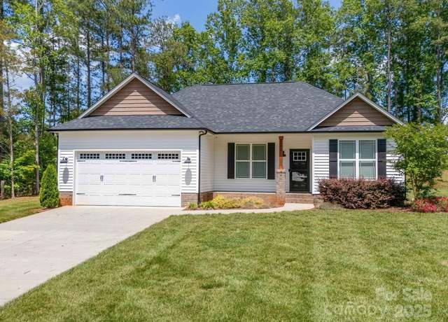 Property at 142 Highland Dr, New London, NC 28127, 3 beds, 2 baths