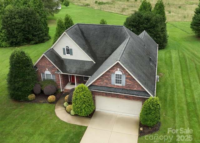 Property at 711 Cedar Hill Dr, Shelby, NC 28152, 4 beds, 2 baths
