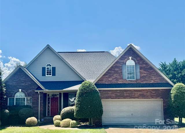 Property at 711 Cedar Hill Dr, Shelby, NC 28152, 3 beds, 2 baths
